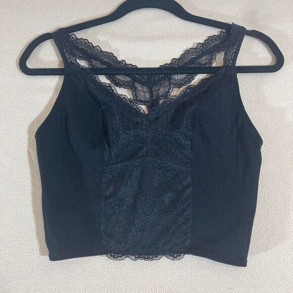 Buckle BKE Essentials Bralette Medium Black Lace Lightweight Strappy T‎ Back Bra - Picture 1 of 7